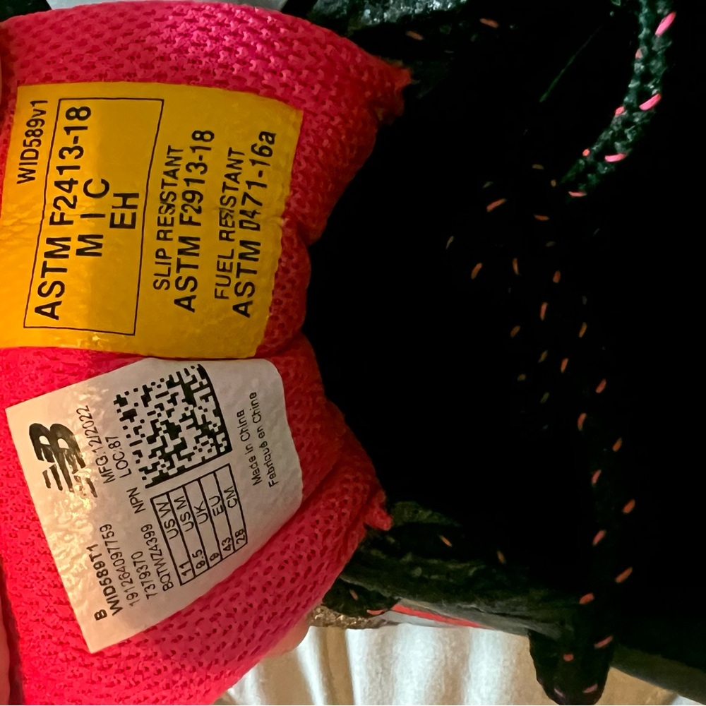 New Industrial 589 Work Sneakers in Gray/black with Pink Accents - Picture 8 of 10